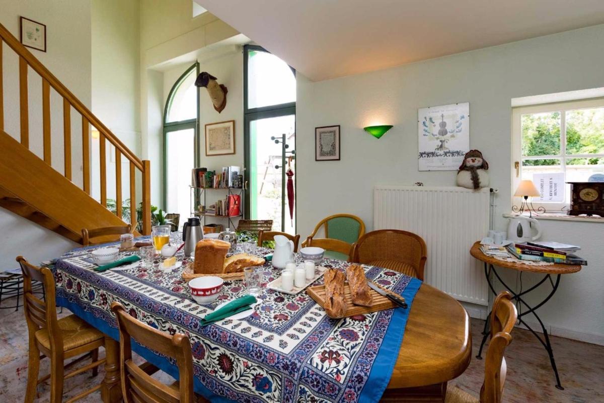 Une Poule Sur Un Mur, Chambre D'Hote A Soulosse Kamer foto